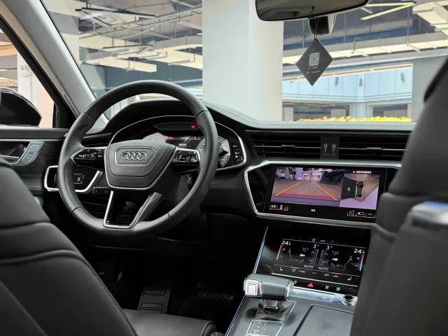 Audi A6L — Фото автомобиля 19