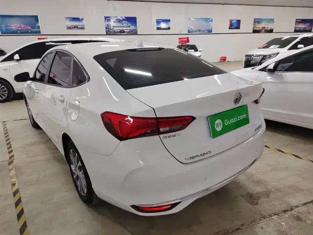 Buick Verano — Фото автомобиля 4