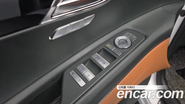 Genesis GV80 2.5T Бензин AWD — Фото автомобиля 24