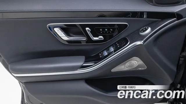 Mercedes-Benz S-Class — Фото автомобиля 15
