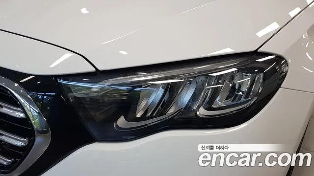 Mercedes-Benz E-Class W214 — Фото автомобиля 13
