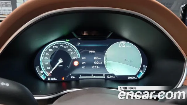 Genesis G80 Бензин 3.5 турбо AWD — Фото автомобиля 8
