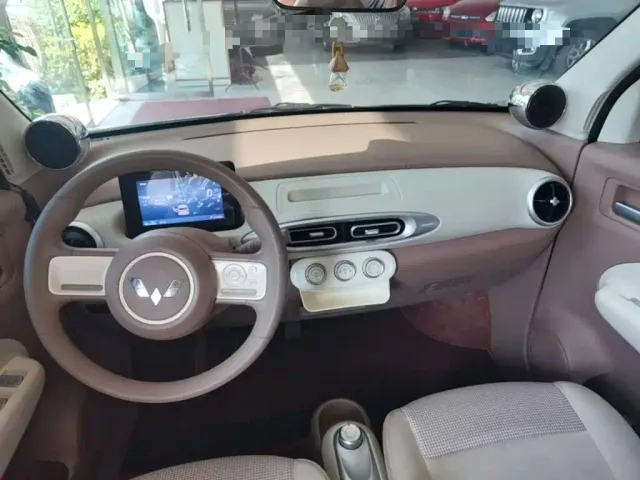 Wuling Hongguang Mini EV — Фото автомобиля 9