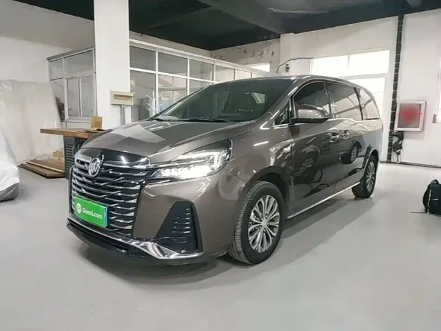 Фотография автомобиля — Buick GL8