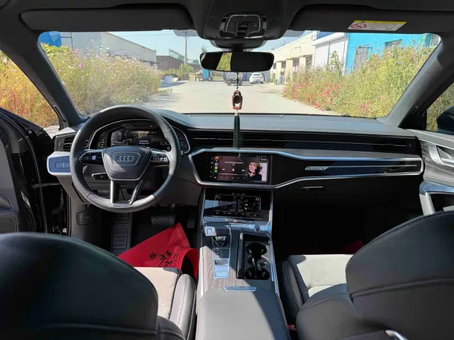 Audi A6L — Фото автомобиля 13