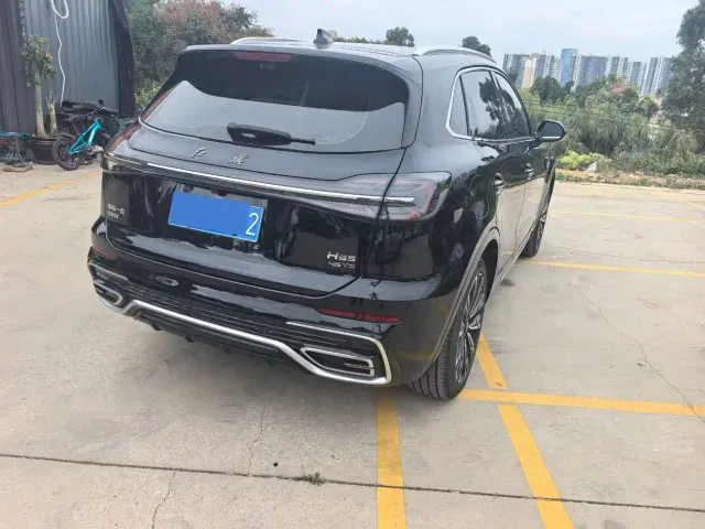 Hongqi HS5 — Фото автомобиля 11