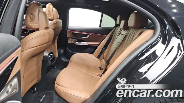 Mercedes-Benz E-Class E-класс W214 — Фото автомобиля 24