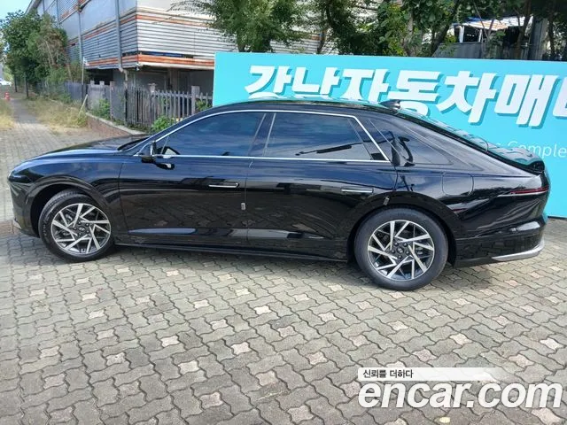 Hyundai Grandeur GN7 — Фото автомобиля 20