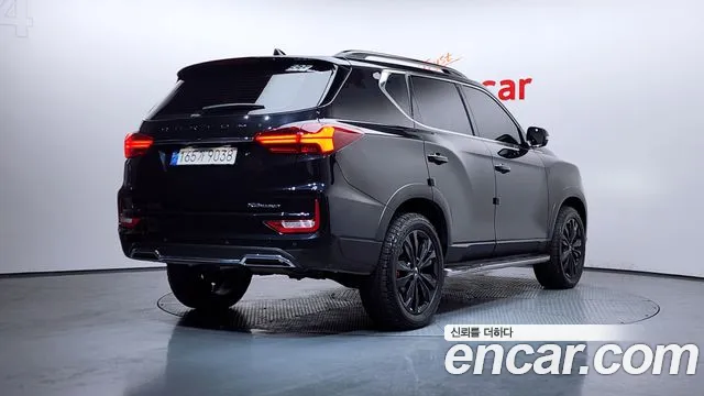 KG_Mobility_Ssangyong Rexton Rexton Arena Дизель 2.2 4WD — Фото автомобиля 2