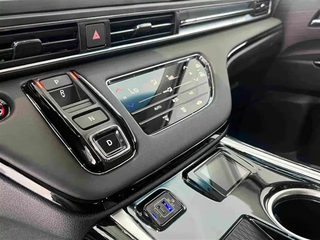Honda Odyssey — Фото автомобиля 18