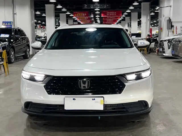 Фотография автомобиля — Honda Accord