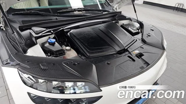 Genesis GV60 — Фото автомобиля 6