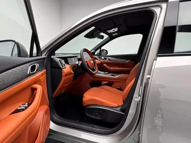 Geely Galaxy M7 — Фото автомобиля 14