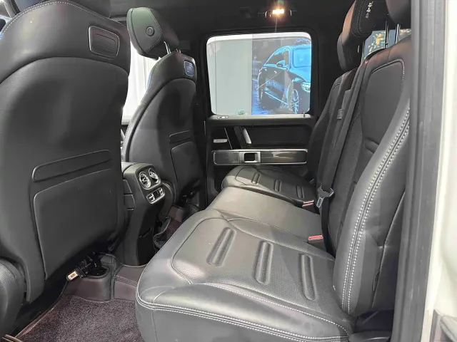 Mercedes-Benz G-Class — Фото автомобиля 6