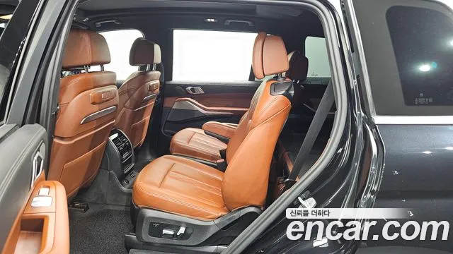 BMW X7 G07 — Фото автомобиля 11