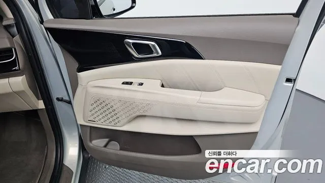 Kia Canival Новый Carnival 4 поколение 7 мест Signature — Фото автомобиля 20