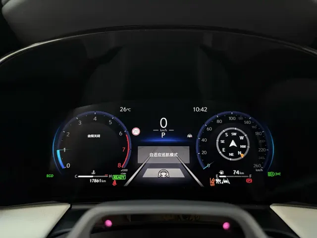 Lexus LM — Фото автомобиля 9