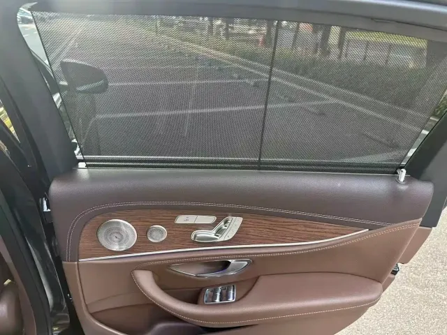 Mercedes-Benz E-Class — Фото автомобиля 10