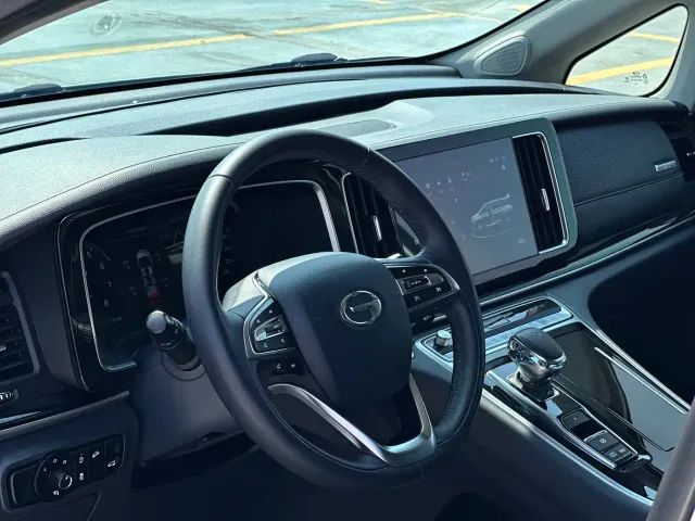 GAC Trumpchi M8 — Фото автомобиля 10