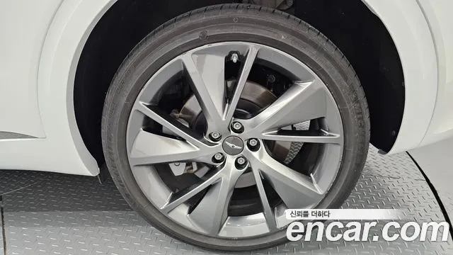 Genesis GV70 2.5T Бензин AWD — Фото автомобиля 20