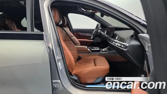 BMW 7 Series — Фото автомобиля 16
