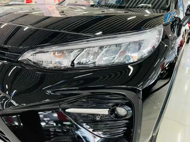 Toyota Wildlander — Фото автомобиля 12