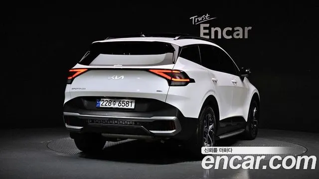 Kia Sportage — Фото автомобиля 2