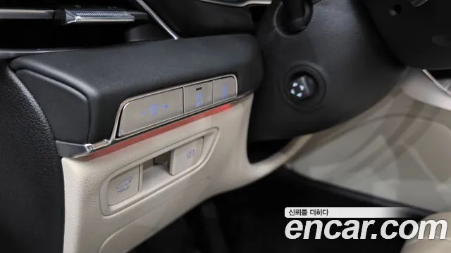 Genesis GV80 — Фото автомобиля 25