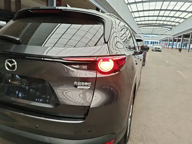 Mazda CX-8 — Фото автомобиля 7