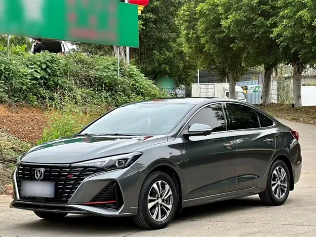 Фотография автомобиля — Changan Eado