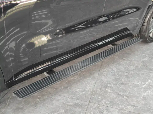 Li Auto Li Xiang L9 2024 Model Ultra — Фото автомобиля 11