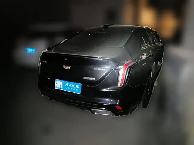 Cadillac CT4 — Фото автомобиля 2