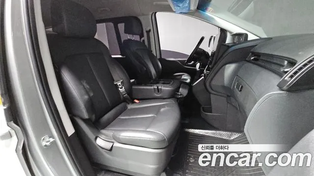 Hyundai Staria — Фото автомобиля 11