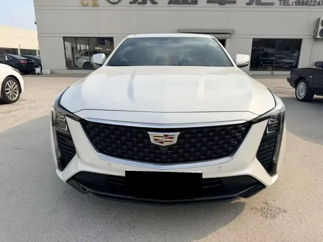 Cadillac CT5 — Фото автомобиля 2