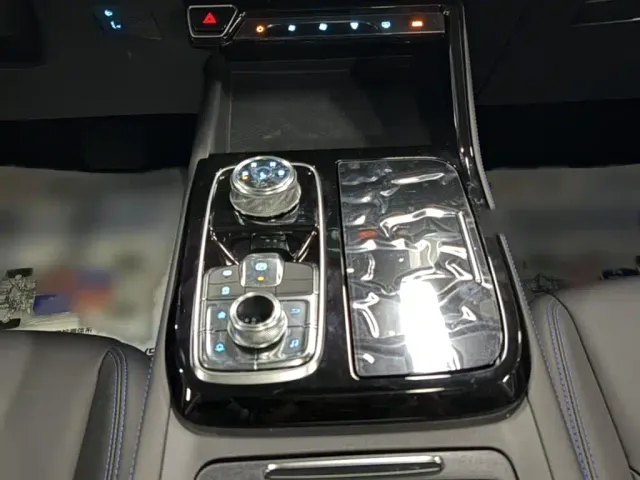 Ford Lingrui — Фото автомобиля 6