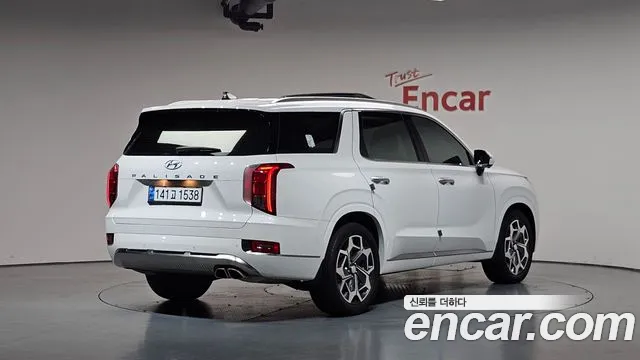 Hyundai Palisade Palisade Дизель 2.2 2WD — Фото автомобиля 2