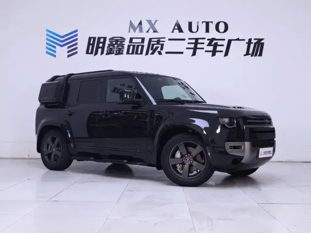 Land Rover Defender — Фото автомобиля 5