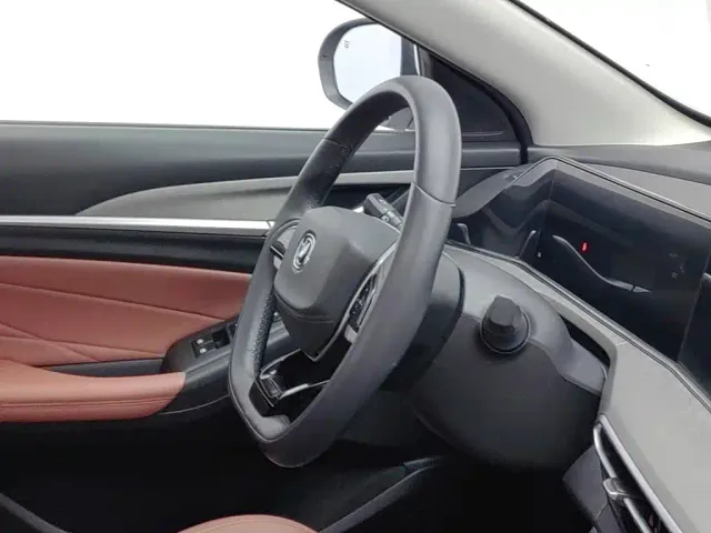 Changan Eado — Фото автомобиля 22
