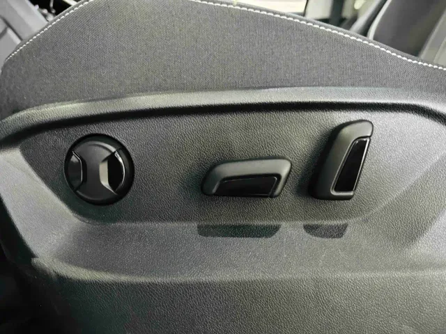 Volkswagen Tiguan L — Фото автомобиля 15