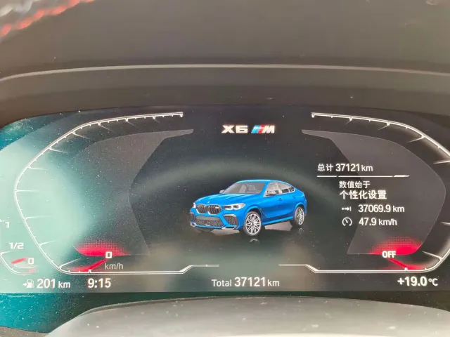 BMW X6 M — Фото автомобиля 12