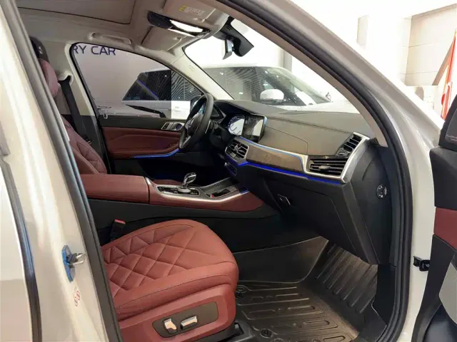 BMW X5 — Фото автомобиля 8