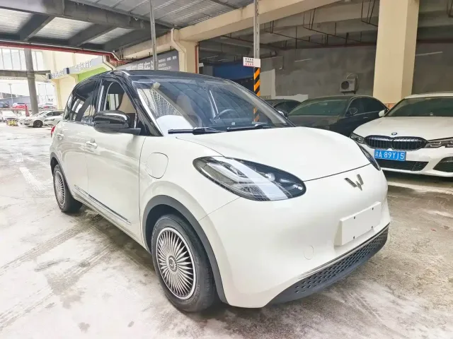 Wuling Bingo — Фото автомобиля 3