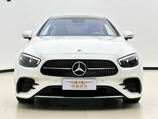 Mercedes-Benz E-Class — Фото автомобиля 2