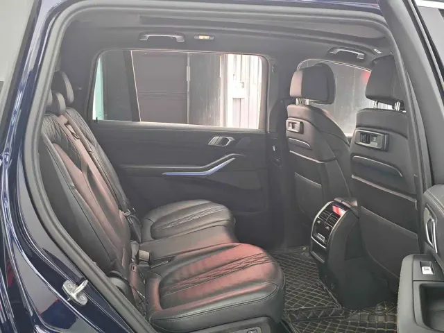 BMW X7 — Фото автомобиля 18