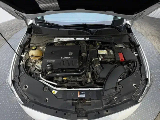 Buick Verano — Фото автомобиля 8