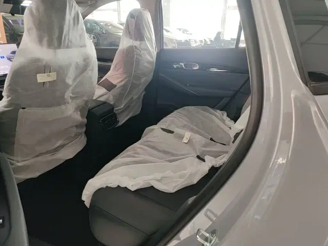 Geely Galaxy E5 — Фото автомобиля 16