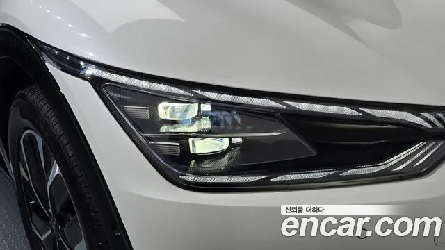 Kia EV6 — Фото автомобиля 22