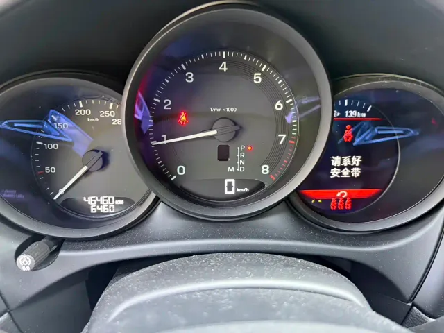Porsche Macan — Фото автомобиля 15