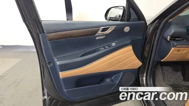 Genesis GV80 2.5T Бензин AWD — Фото автомобиля 4
