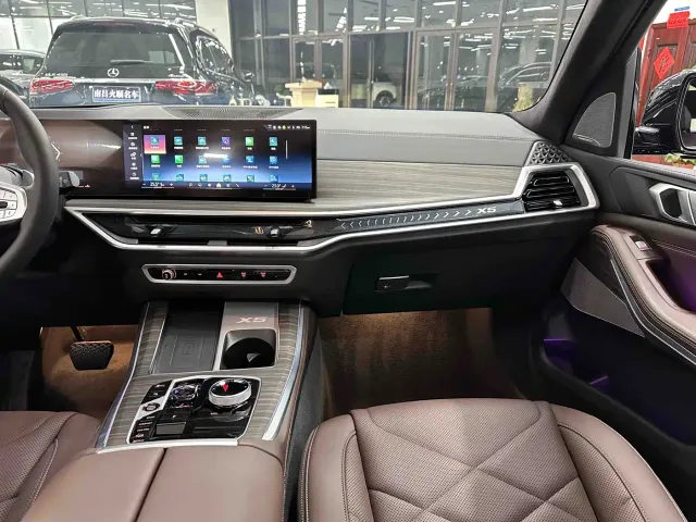 BMW X5 — Фото автомобиля 17